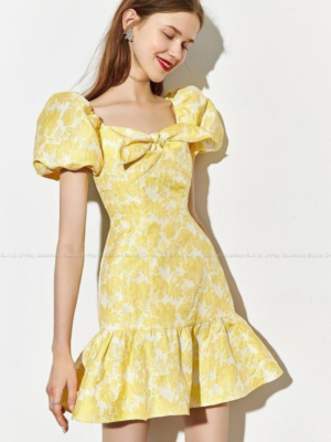 products (11) Sunlit Bloom Elegance